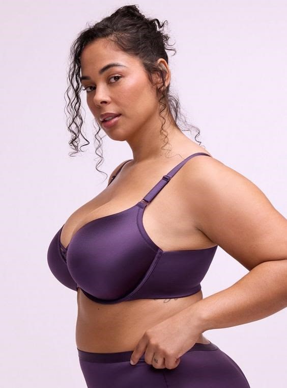 The Most Common Bra Fitting Mistakes plus size women can avoid with a supportive and comfortable bra fit.