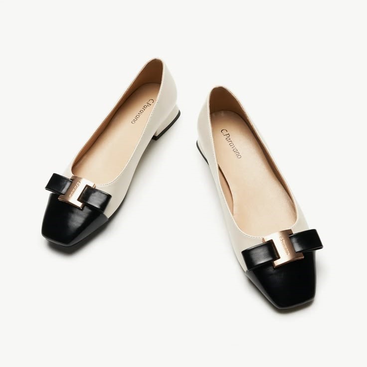 Shoes Every Plus Size Woman Should Own - cream and black comfortable flats with bow detail