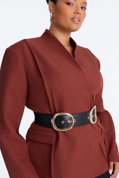 How to choose the perfect belt for your frame with a wide stretch belt for a comfortable fit