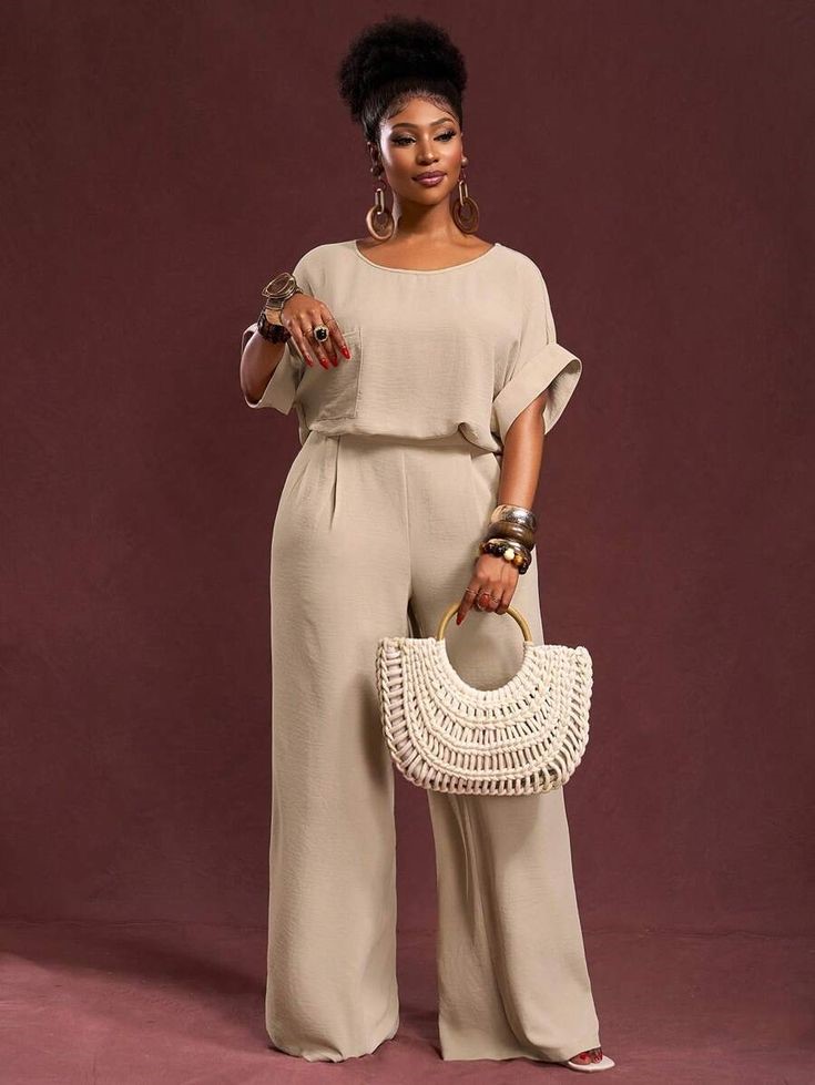 Plus size minimalist fashion featuring a neutral matching set in a coordinated colour.